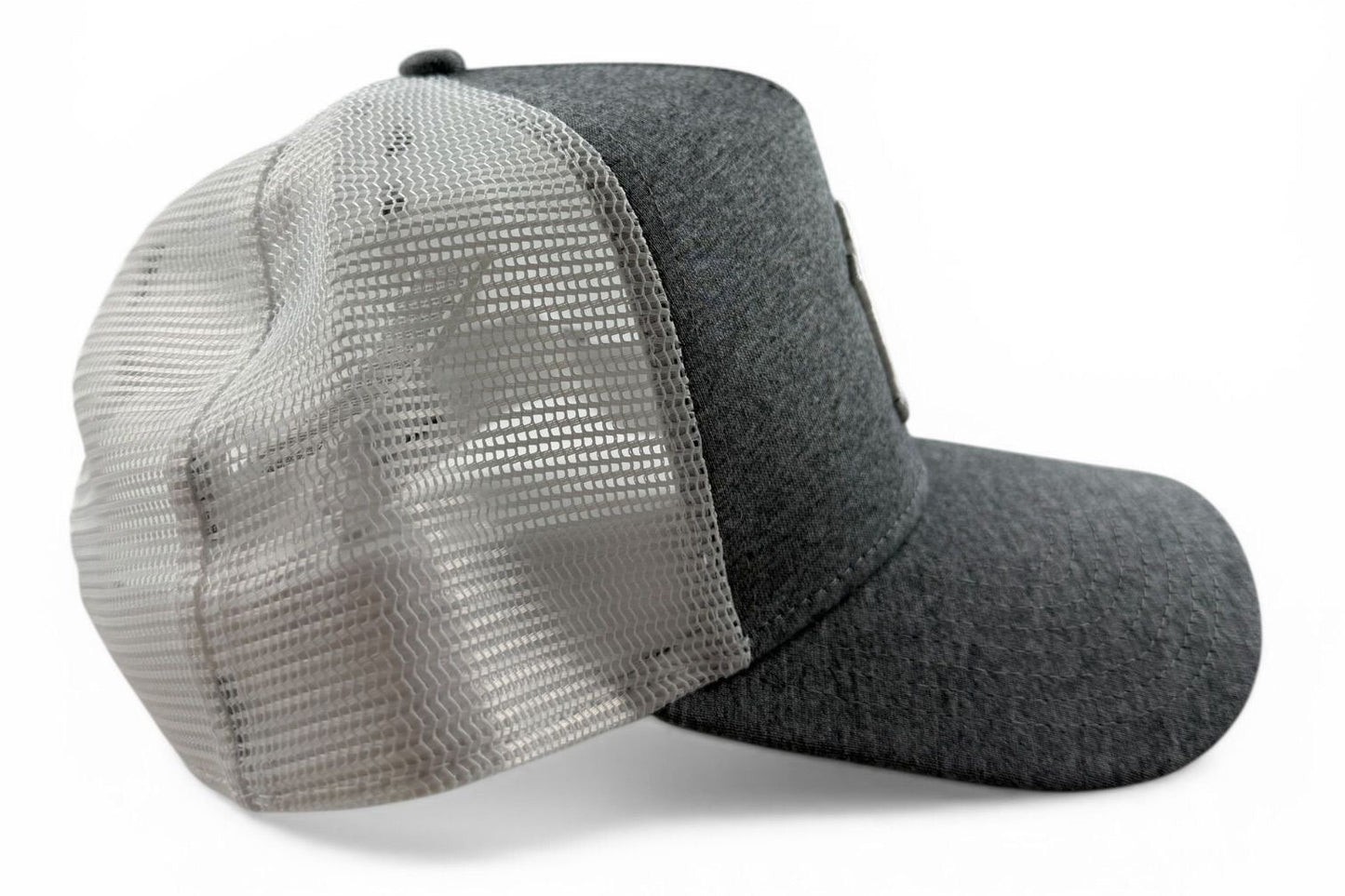 New Era MLB New York Yankees A-Frame Trucker Cap – Grau/Weiß