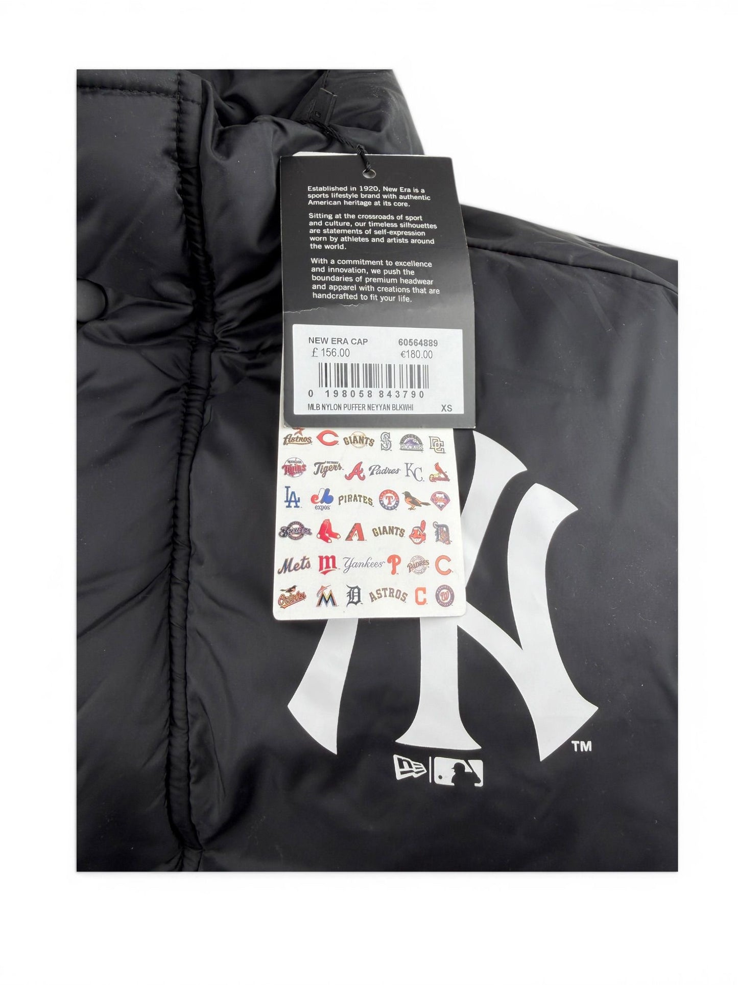 New Era MLB New York Yankees Nylon Puffer Jacket – Schwarz XS