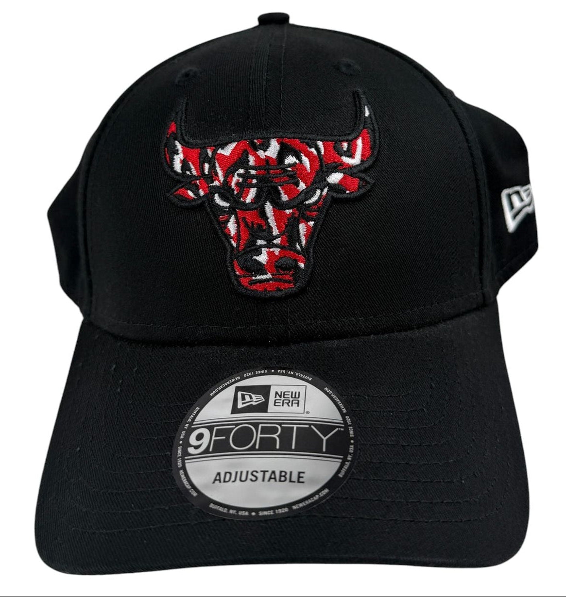 New Era x Chicago Bulls – 9Forty Cap "Graffiti Print" (Black/Red)