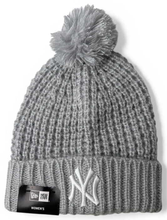 New Era NY Yankees Womens Pom Beanie Grau