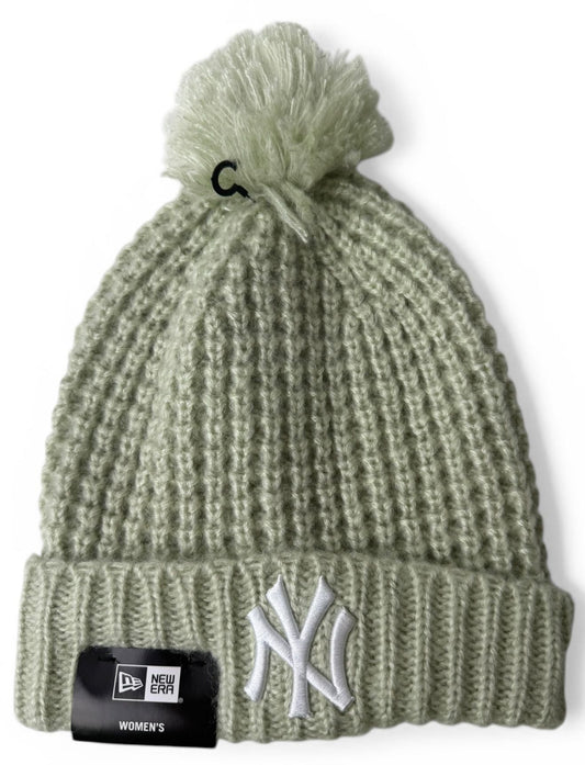 New Era NY Yankees Womens Pom Beanie Sage